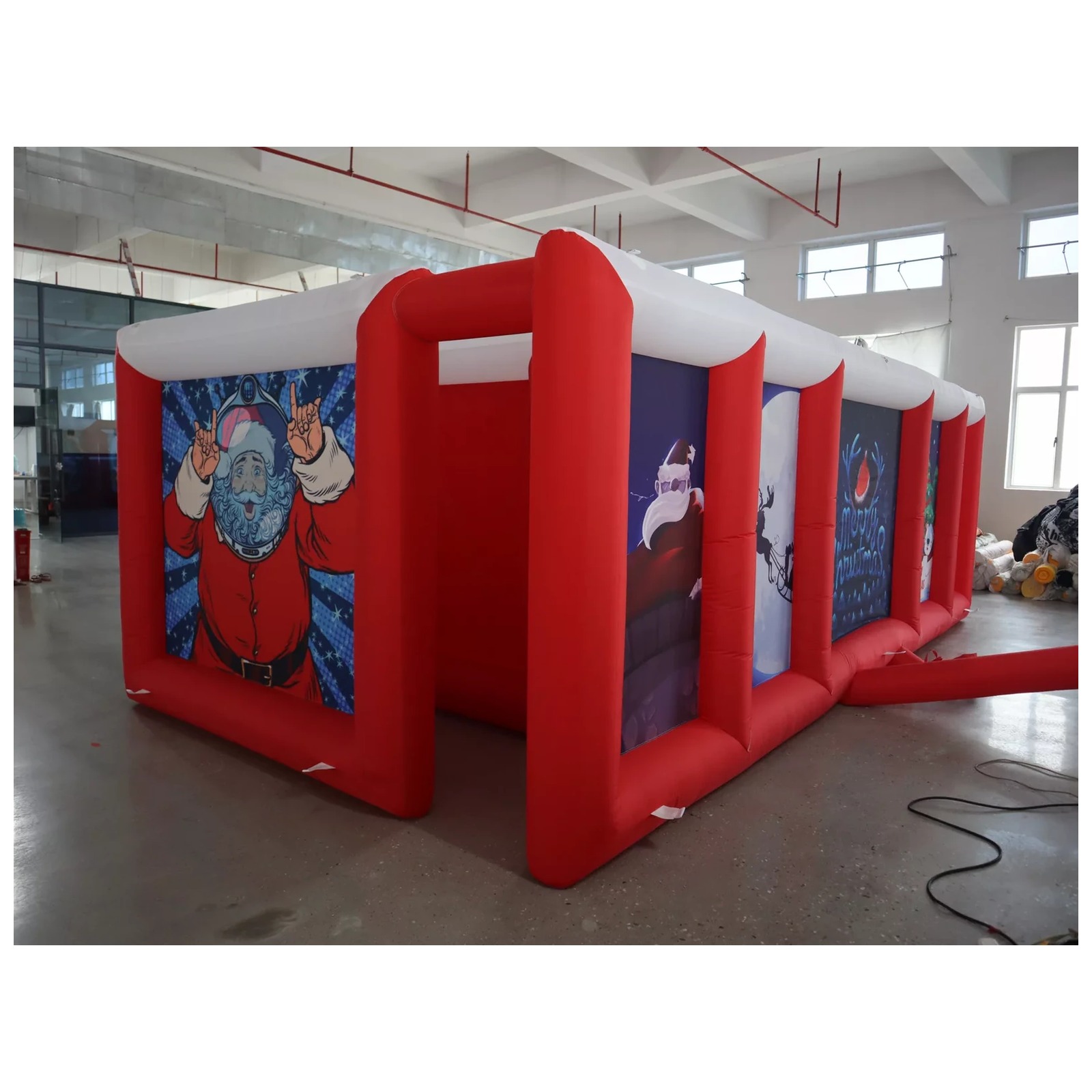 대형 빨간색과 흰색 평평한 지붕의 에어바운스 미로 3X - Kids Outdoor Fun 리뷰 및 가격